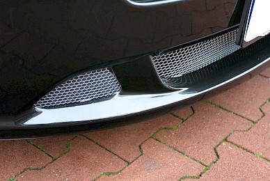 Vollverklebung Aston Martin Db9 Von Weiss In Schwarz Metallic