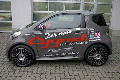 Beschriftung Erster Aston Martin Cygnet In Deutschland