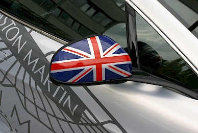 Dekorbeklebung Aston Martin V8 Vantage Unon Jack