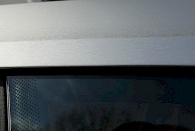 Teilbeklebung Aston Martin Db11 Dachholm In Silber Geburstet