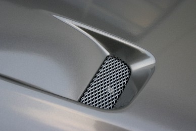 Vollverklebung Aston Martin Dbs Von Rot In Anthrazit Metallic