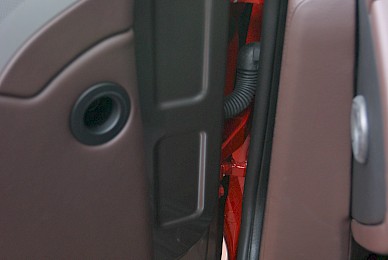 Vollverklebung Aston Martin Dbs Von Rot In Anthrazit Metallic