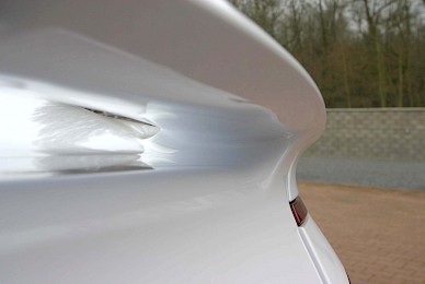 Vollverklebung Aston Martin Vanquish Volante Von Blau Metallic Inweiss