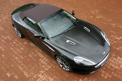 Vollverklebung Aston Martin Virage Volante Von Silber Metallic Inschwarz Metallic