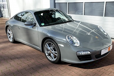Vollverklebung Porsche 911 Carrera Coupe Von Schwarz In Grau Glanzend