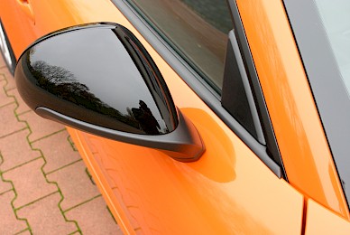 Vollverklebung Porsche 911 Carrera Coupe Von Schwarz In Orange Glanzend