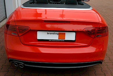 Vollverklebung Audi A5 Cabrio Von Schwarz In Rot Glaenzend