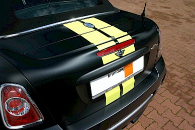 Vollverklebung Mini Roadster Jcw Von Anthrazit In Schwarz Matt Mit Dekoren Sport Stripes