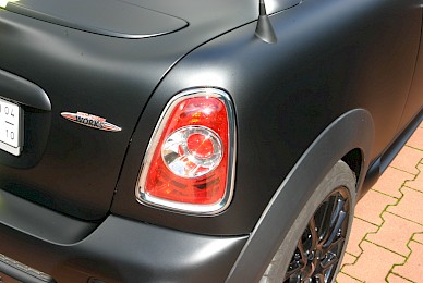 Vollverklebung Mini Roadster Jcw Von Anthrazit In Schwarz Matt Mit Dekoren Sport Stripes