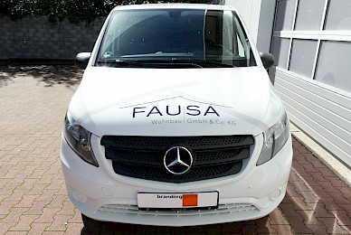 Fahrzeugbeschriftung Mercedes Vito Fausa Wohnbau