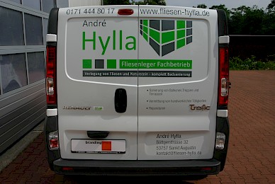 Fahrzeugbeschriftung Renault Trafic Fliesen Hylla