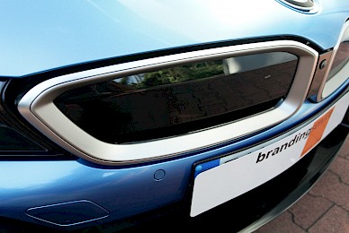 Bmw I8 Vollverklebung Von Schwarz In Protonicblue Metallic