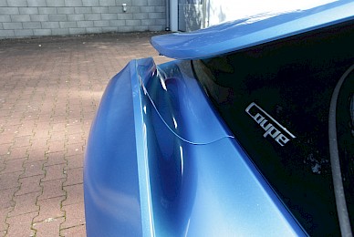 Bmw I8 Vollverklebung Von Schwarz In Protonicblue Metallic
