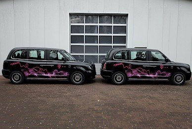 Fahrzeugbeschriftung London Taxi Der Telekom