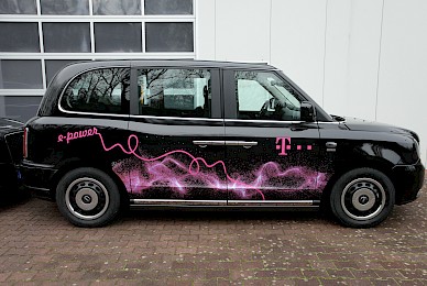 Fahrzeugbeschriftung London Taxi Der Telekom