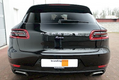 Porsche Macan Anfertigung Schriftzug Rosa In Porsche Schreibschrift