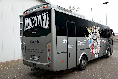 Beschriftung Druckluft Tourbus 2023