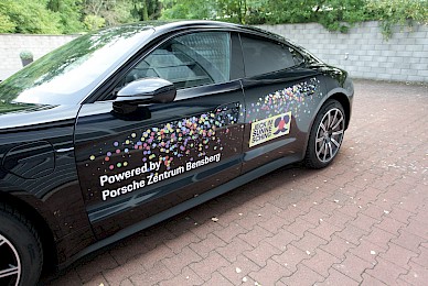 Beschriftung Porsche Taycan Jeck Im Sunnesching