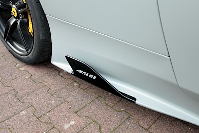 Vollverklebung Ferrari 458 Speciale Von Schwarz In Hellgrau Glaenzend